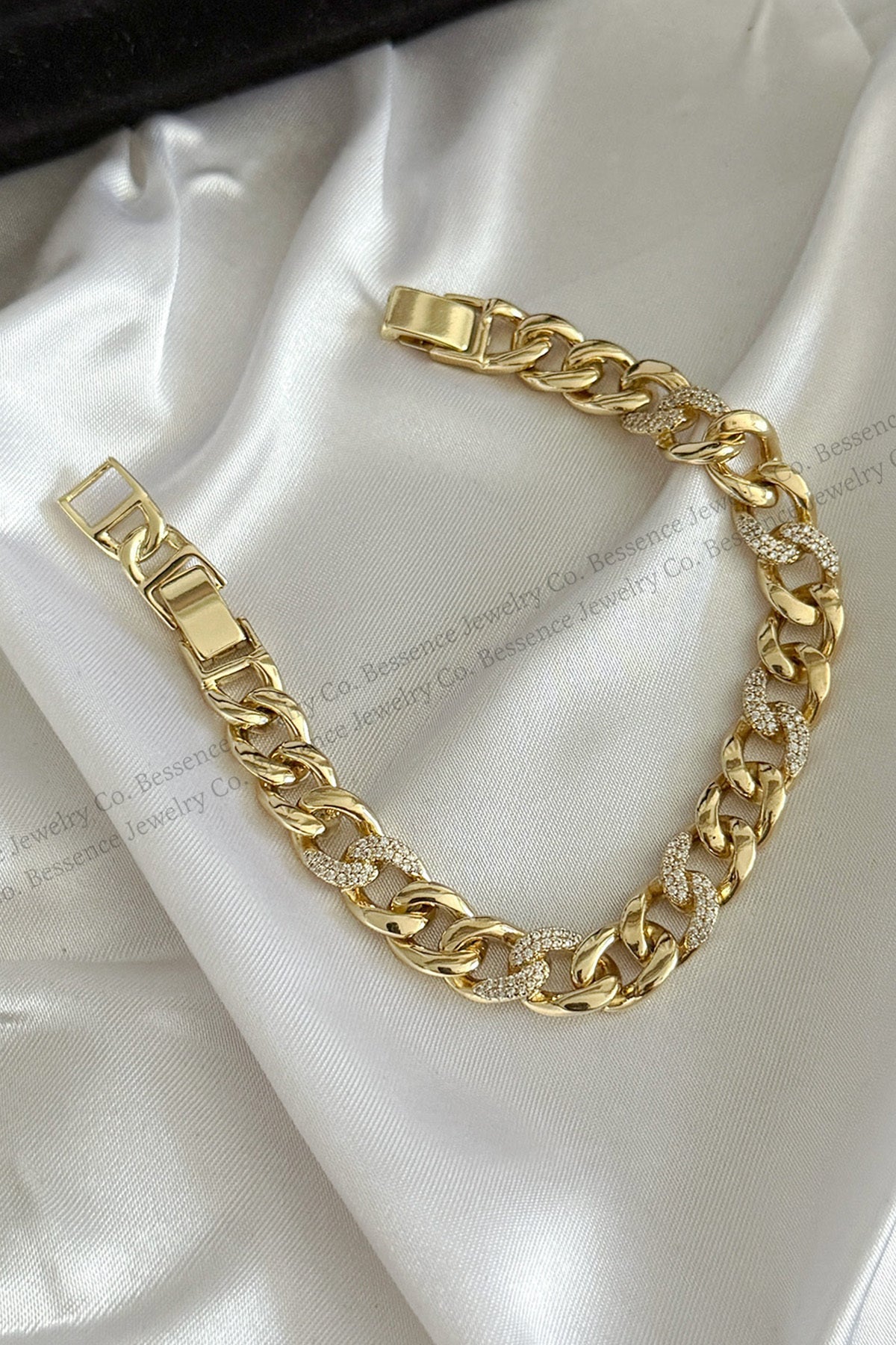 Xuping Kalın Halka Zirkon Taşlı 14K Gold Çelik Bileklik - görsel 5